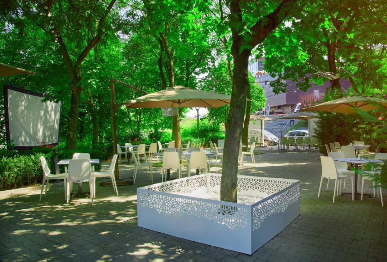 Hotel Univers Kolozsvár Kültér fotó