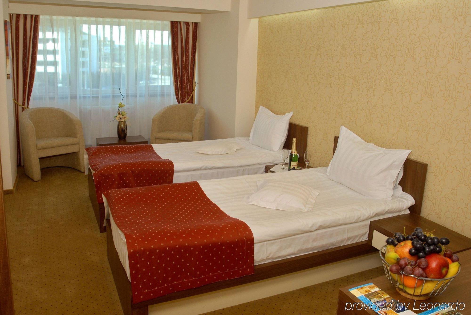 Hotel Univers Kolozsvár Szoba fotó