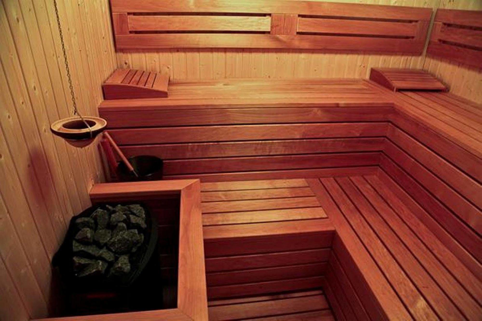 Hotel Univers Kolozsvár Kültér fotó